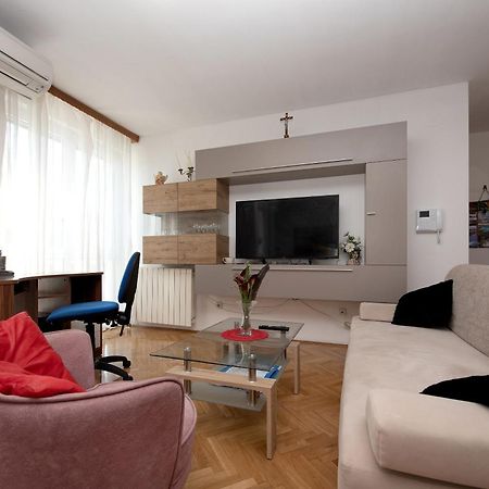 Split2 Apartment Bagian luar foto